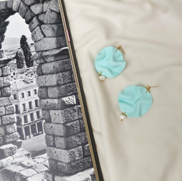 Clay & Baroque Pearl Earrings, Modern Earrings - Picture 3 of 3